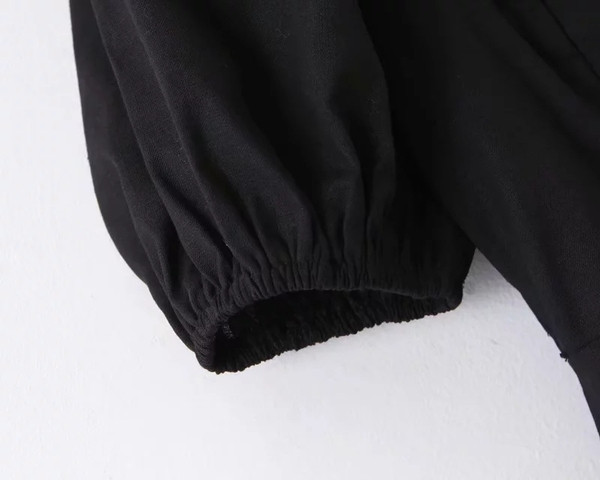 Modern alkalmi női ruha fekete színben