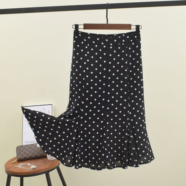 Női pöttyös szoknya