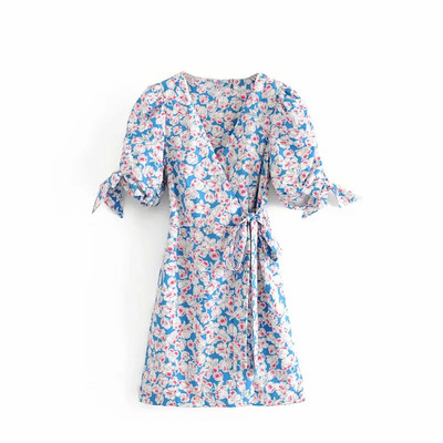 Stílusos női ruha virágos motívumokkal és V-nyakú kék színben