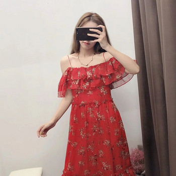 Kivágott női ruha piros pántokkal