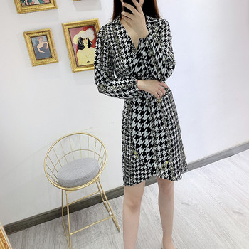 Hosszú női kockás ruha