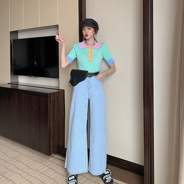 Modern női szabású, hasított farmernadrág