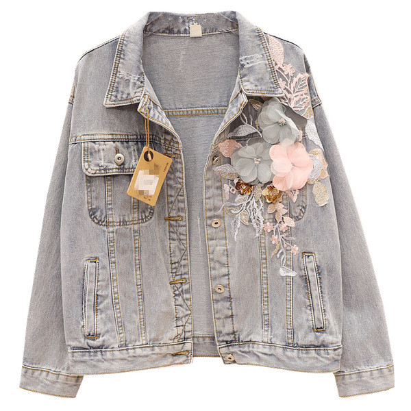 Új modell női farmerdzseki 3D elemekkel, élénk színekben