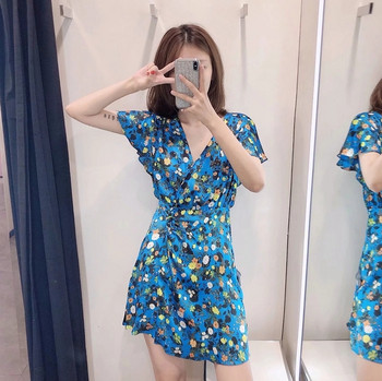 Női alkalmi ruha, kék virágos motívumokkal