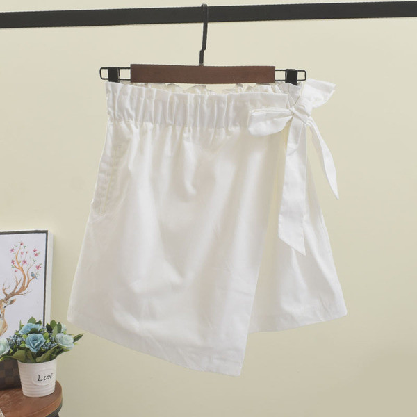 Aktuális női rövidnadrág gumírozott derékkal több színben