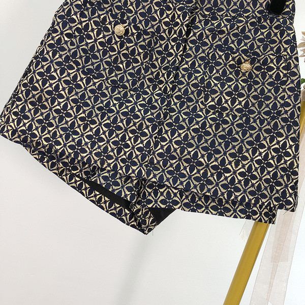 Fusta-pantalon de dama cu nasturi