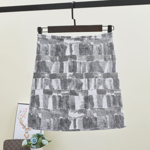 Fusta de dama stilata-model scurt in mai multe culori