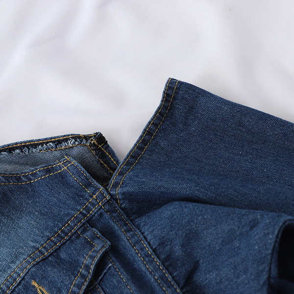 Alkalmi farmerdzseki nyitott vállú sötét színű