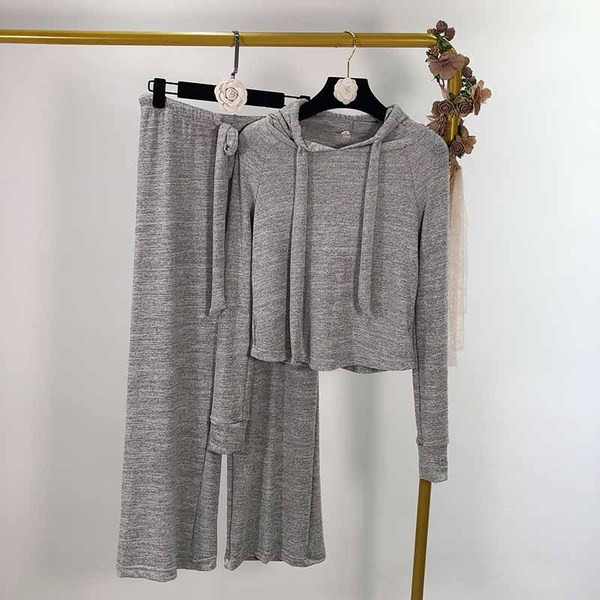 Női blúz és hosszú nadrág szett