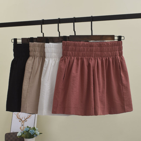 Pantaloni scurti moderni de dama cu talie elastica in mai multe culori