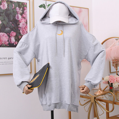 Bluză de damă sport model nou cu glugă în culorile gri, alb și negru