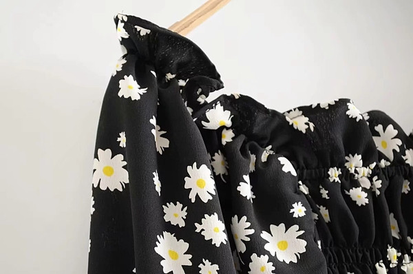 Modern női ruha O-nyakkal és 3/4-es ujjakkal