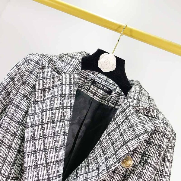 Geaca dama in carouri cu maneci lungi