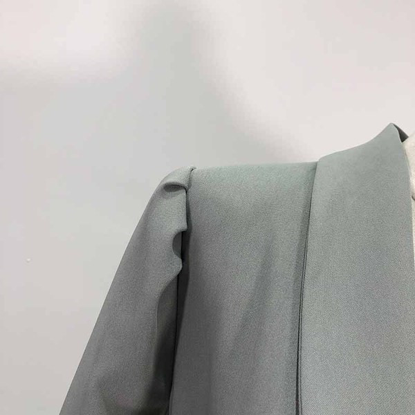 Geaca de dama cu maneca lunga si curea gri