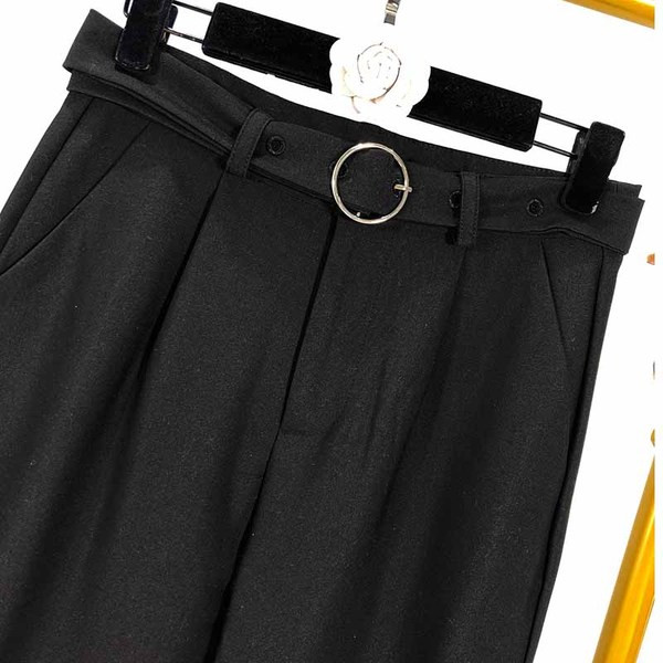 Pantaloni lungi de dama cu curea de culoare neagra