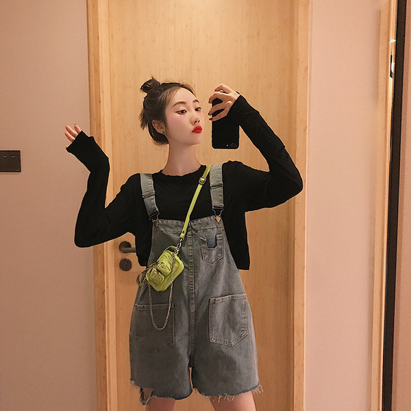 Salopetă de damă de ultimă oră în culoarea gri - model larg