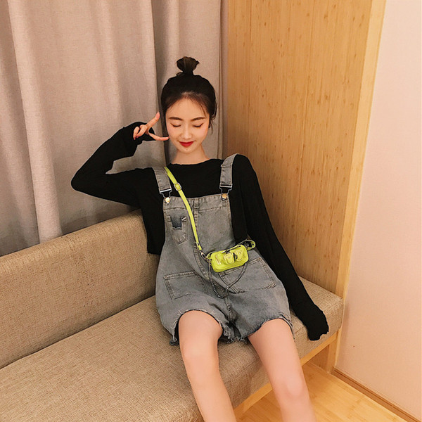 Salopetă de damă de ultimă oră în culoarea gri - model larg