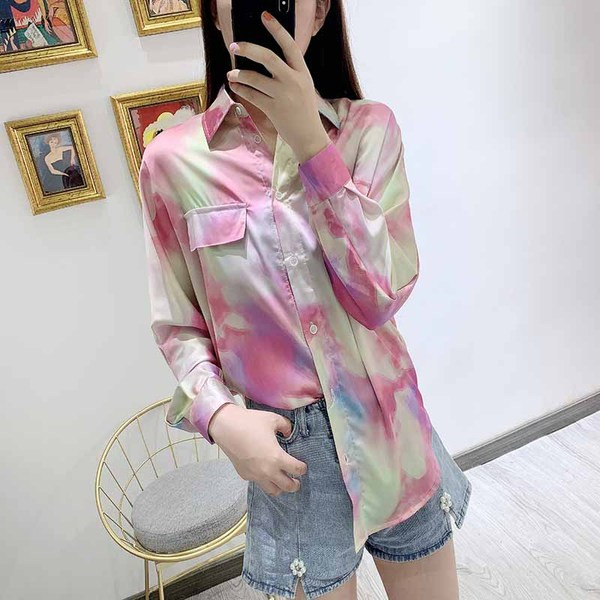 Cămașă lată de damă cu mâneci lungi în culori irizate