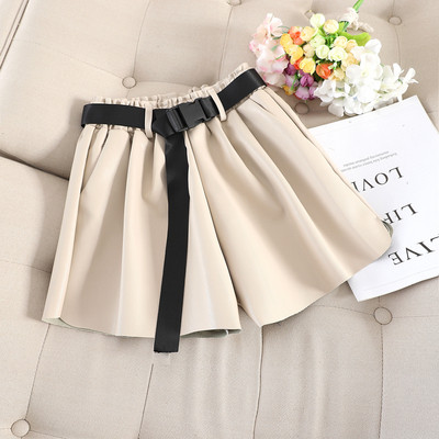 Női rövidnadrág, magas derékkal műbőrből több színben