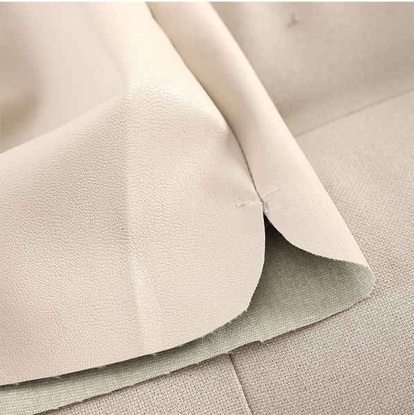 Női rövidnadrág, magas derékkal műbőrből több színben