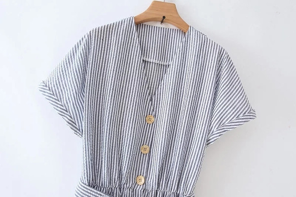 Model nou de salopeta dama cu centura si buzunare