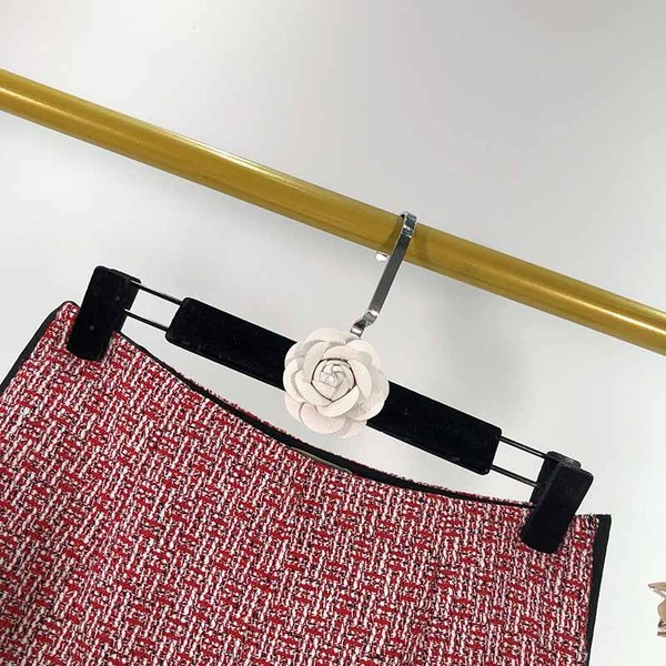 Pantaloni scurți moderni cu talie standard