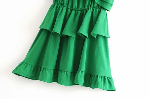 Rochie de dama actuala model nou de culoare verde