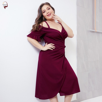 Rochie moderna de dama cu decolteu adanc si bretele subtiri in doua culori