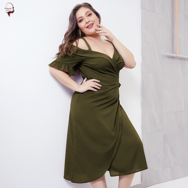 Rochie moderna de dama cu decolteu adanc si bretele subtiri in doua culori