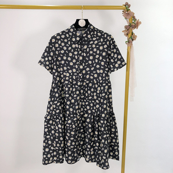 Rochie de dama cu model floral - model croiat