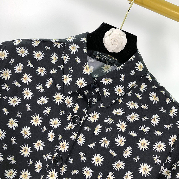 Rochie de dama cu model floral - model croiat