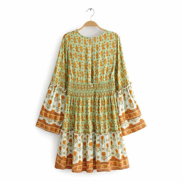 Rochie de dama decupata model nou cu decolteu in V