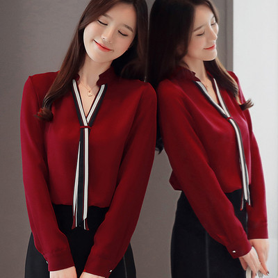 Camasa de dama model nou cu maneci lungi si decolteu in V