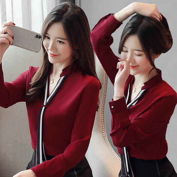 Camasa de dama model nou cu maneci lungi si decolteu in V