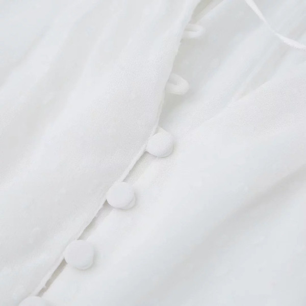 Camasa de dama modern model nou cu nasturi in alb si negru