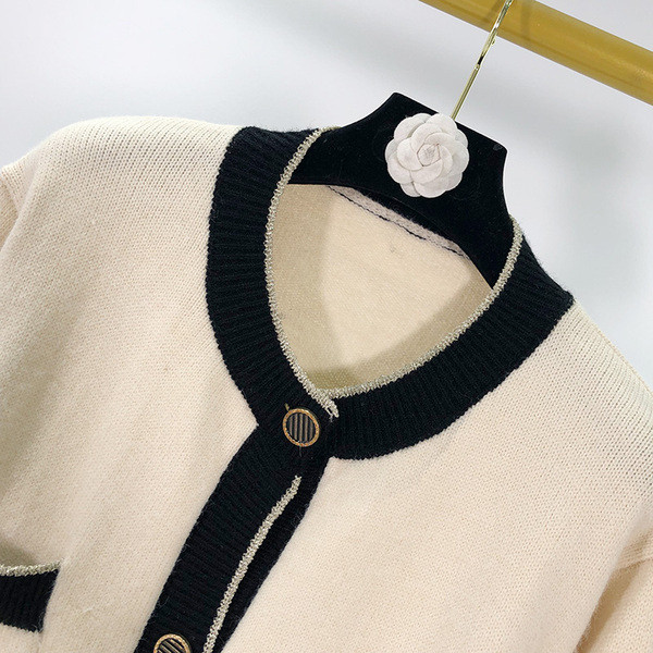 Cardigan dama cu nasturi si buzunare in doua culori