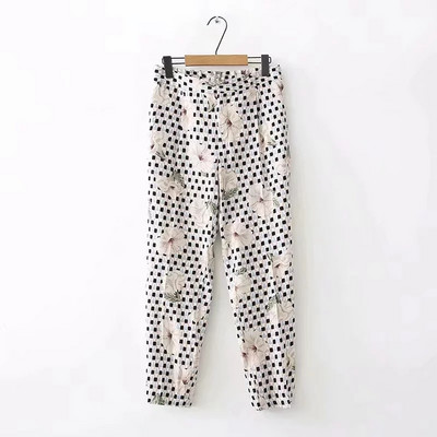 Pantaloni moderni de dama cu model floral si talie elastica