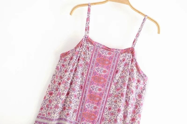 Új modell alkalmi női ruha pántokkal