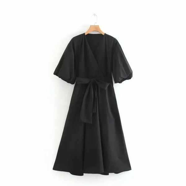 Model de croi rochie de dama elegant - culoare neagra