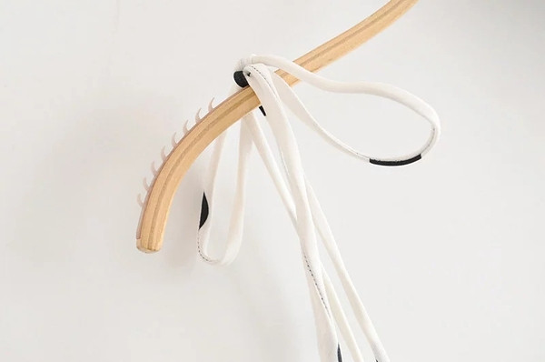 Rochie de dama decupata cu puncte in alb