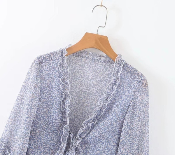 Camasa de dama model nou cu cravate in albastru