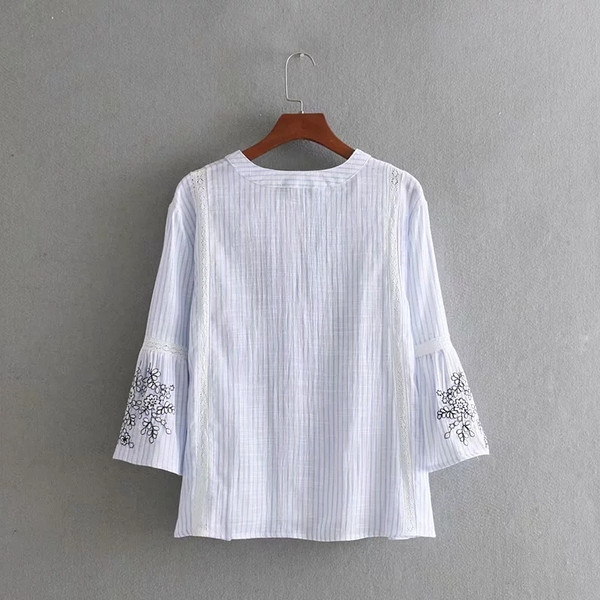 Cămașă casual de damă cu broderie în alb