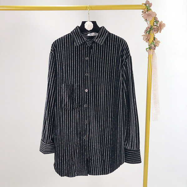 Cămașă de damă în dungi cu mâneci lungi