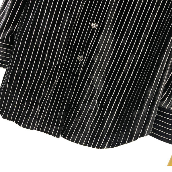 Cămașă de damă în dungi cu mâneci lungi