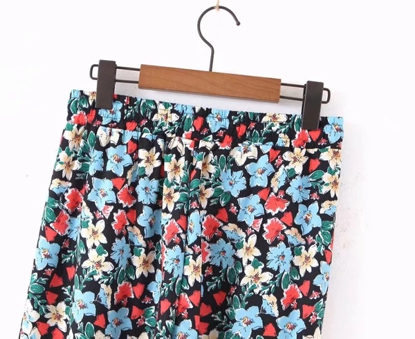 Pantaloni casual dama cu model floral si talie elastica