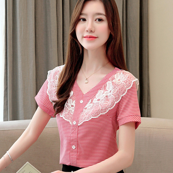 Cămașă modernă de damă în albastru și roșu cu dantelă