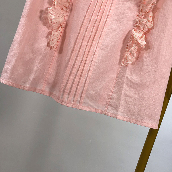 Rózsaszín színű, csipkés női felső