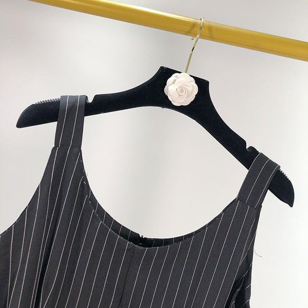 Salopeta dama in dungi cu centura