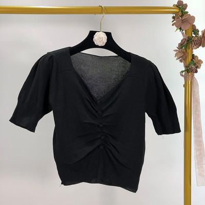 Bluza scurta de dama din tricotat subtire