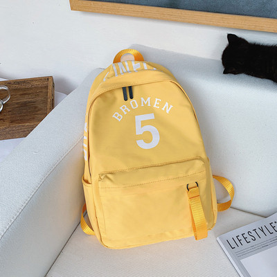 Rucsac de damă de zi cu zi cu o inscripție în mai multe culori